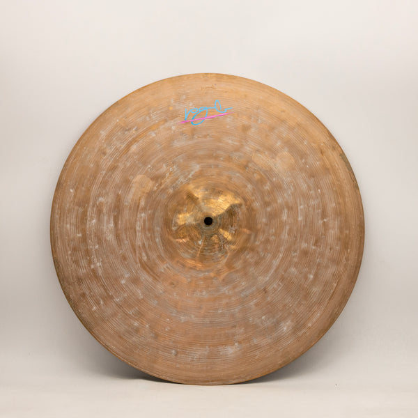 20" Milk
