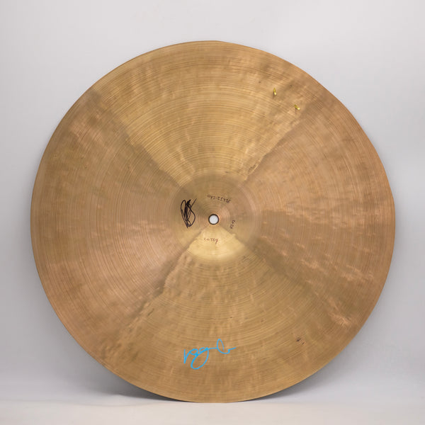 21" Oyster (2056g)