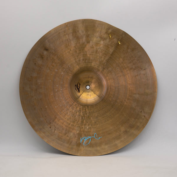 19" Oyster
